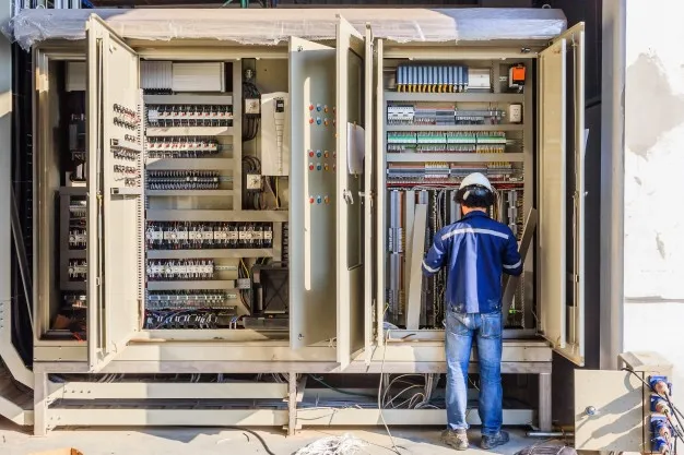 Gabinete de control con PLC